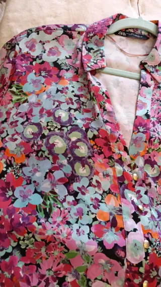Camisa ZARA flores multicolor XL