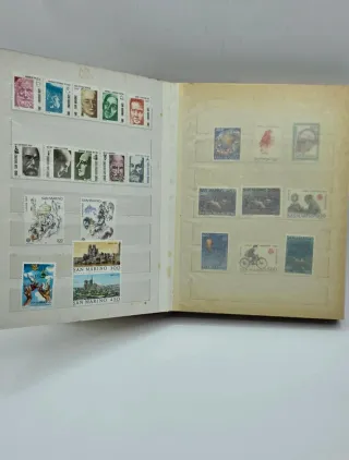 Album Magellano per francobolli vintage