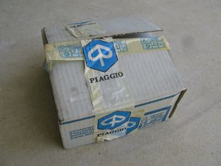 Faro Trasero Triom para Vespa PK XL 2, 50-125cc