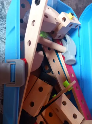 Caja de construcción de madera