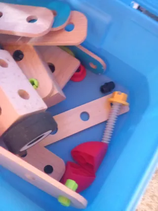 Caja de construcción de madera