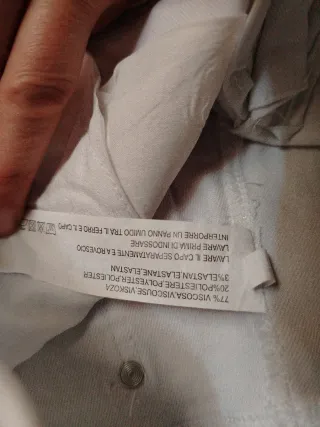 Leggings bianchi strappati