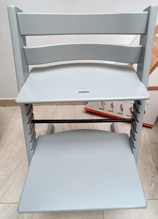 Trona evolutiva Stokke Tripp Trapp gris