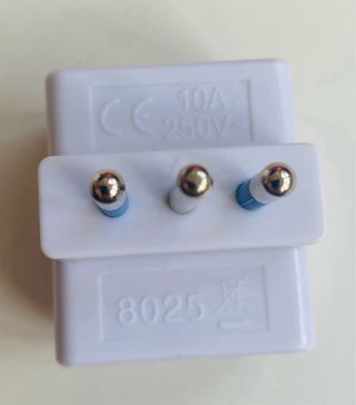 12 Adaptadores Schuko 3 Tomas Jov 2 Polos