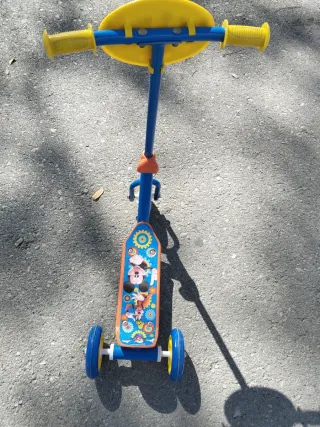 Patinete infantil 3 ruedas Mickey Mouse