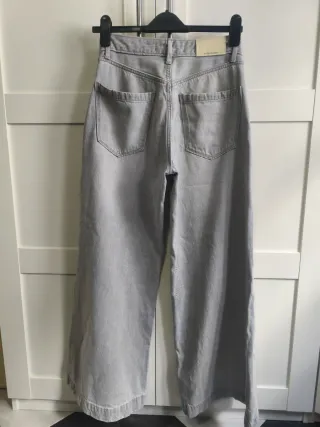 Stradivarius Jeans Wide Leg Talla 36 Gris