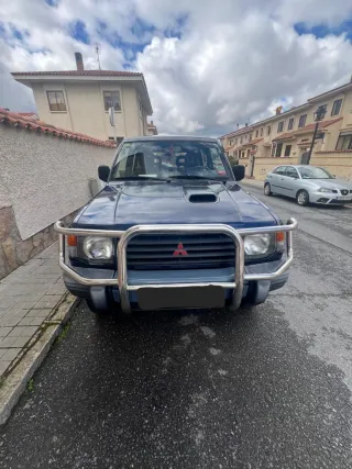 Mitsubishi Montero 1996