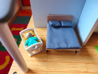 Casa delle bambole con accessori