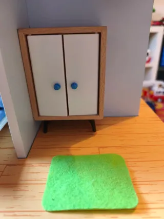 Casa delle bambole con accessori