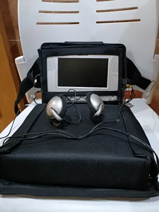 DVD Portátil Medion para Coche