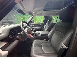 Land Rover Defender 3.0 I6 400 SE 110 Auto 4WD MHEV
