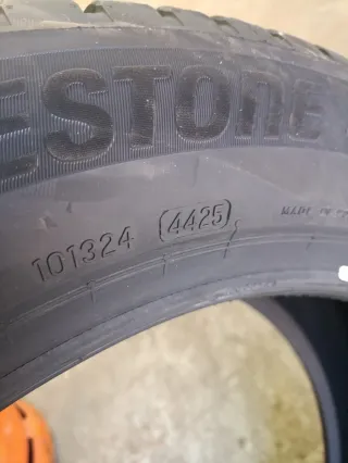 1. Bridgestone Turanza 235/55 R18 104V All Season