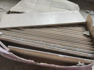 Baldosas y azulejos sobrantes