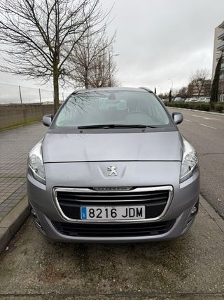 Peugeot 5008 2015