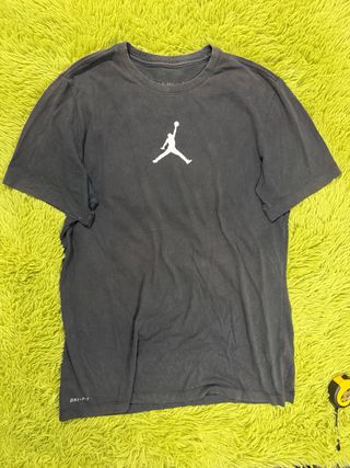 Camiseta Jordan Negra