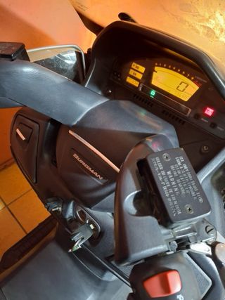 Suzuki Burgman 650