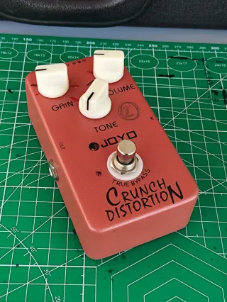 Pedales de guitarra. Pedal reverb y otros.