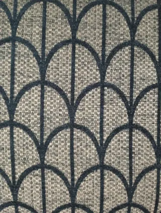 Silla negra Napoleón III tapizada con tela estampa