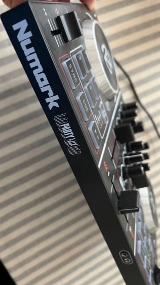 Controlador DJ Numark Party Mix