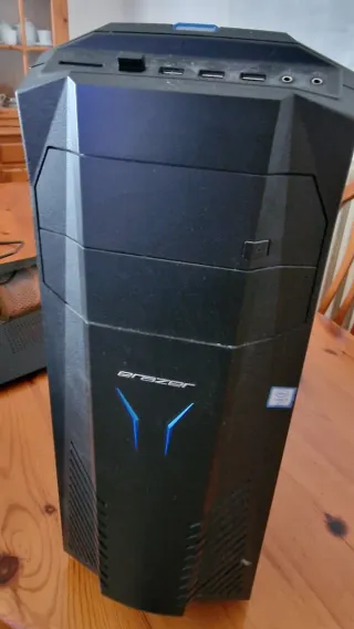 Medion Erazer X57 PC Sobremesa