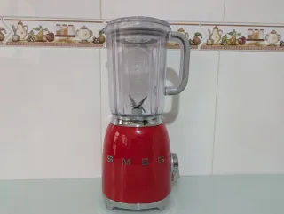 Conjunto Smeg: Batidora, Exprimidor y Tostadora