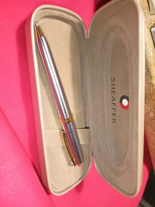 Bolígrafo Sheaffer USA Acero y Oro