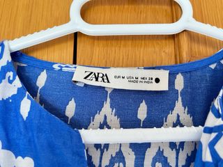 Vestido ZARA azul y blanco talla M