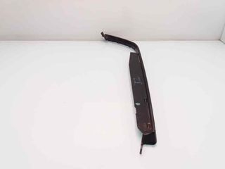 PLASTICO MERCEDES-BENZ CLASE C (W203) BERLINA 550150