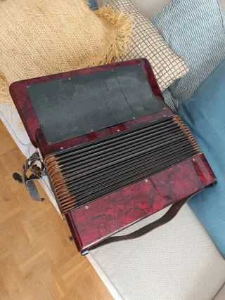 Acordeón Hohner Verdi II