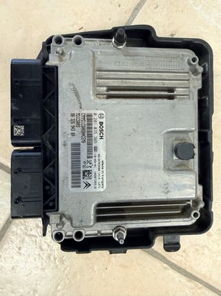 Centralita Motor Peugeot 2008 UCE BOSCH