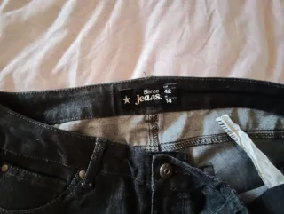 Vaqueros negros mujer