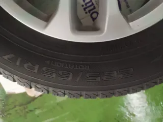 Llantas 225/65R17  106 H Ford Kuga