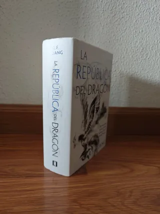 2 libros de la saga La Guerra de la Amapola