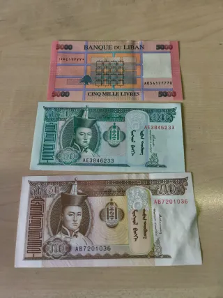 Lote 3 billetes mundiales sin circular