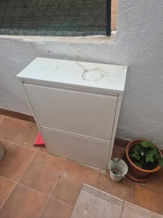 Mueble para cubos de reciclaje precio negociable