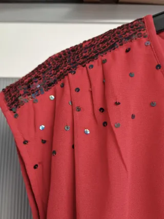 Vestido cort rojo lentejuelas Privé de TNL Talla M