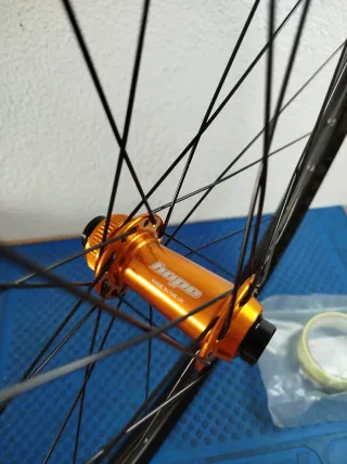 Rueda Delantera Hope 27.5 Naranja