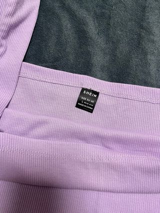 Top lila tirantes talla L