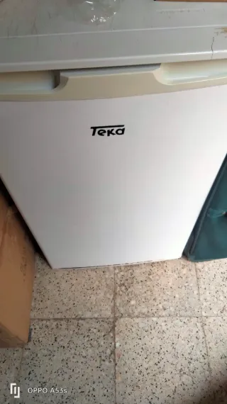 Nevera Teka pequeña.