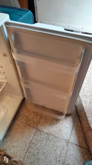 Nevera Teka pequeña.