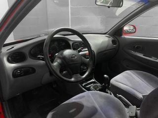 HYUNDAI LANTRA 1.9 Diésel de 68CV del 2000