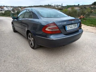 Mercedes-Benz  CLK 2004