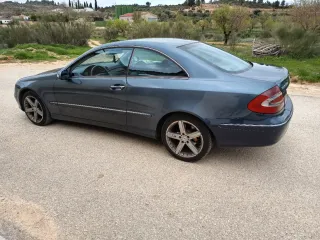 Mercedes-Benz  CLK 2004
