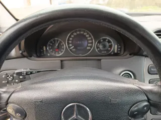 Mercedes-Benz  CLK 2004