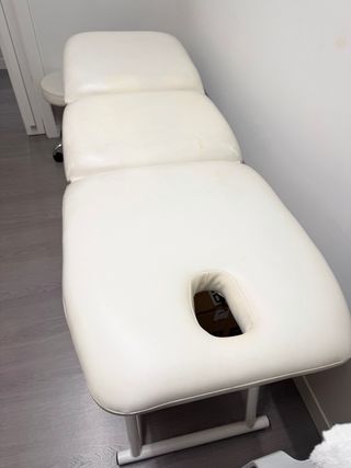 Se venden dos camillas en perfecto estado