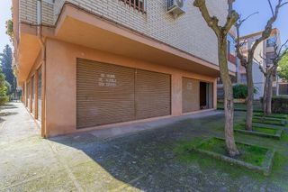 Local comercial en venta en Polígono Cartuja – La Paz en Granada