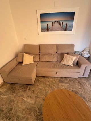 Divano modulare in tessuto beige e legno