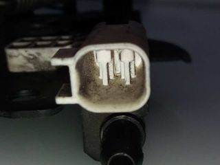 CERRADURA CAPOT FORD FOCUS 321230