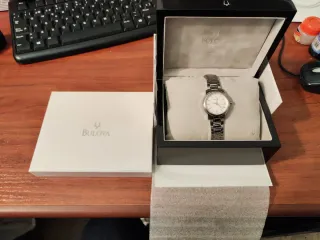 Reloj Bulova Mujer Esfera Blanca Swiss Made