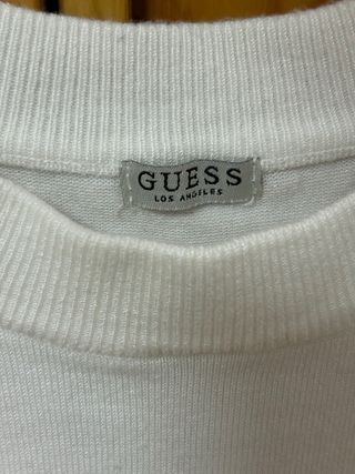Camiseta Guess Blanca Hombros Descubiertos